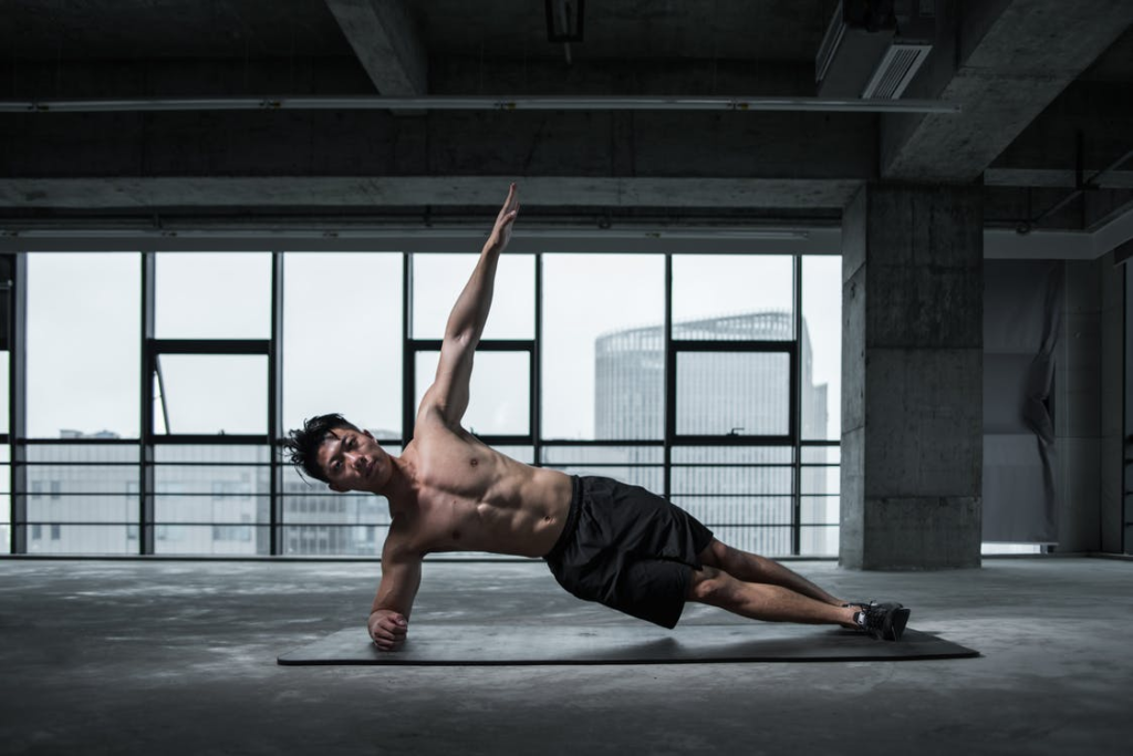 Man doing calisthenics exercise